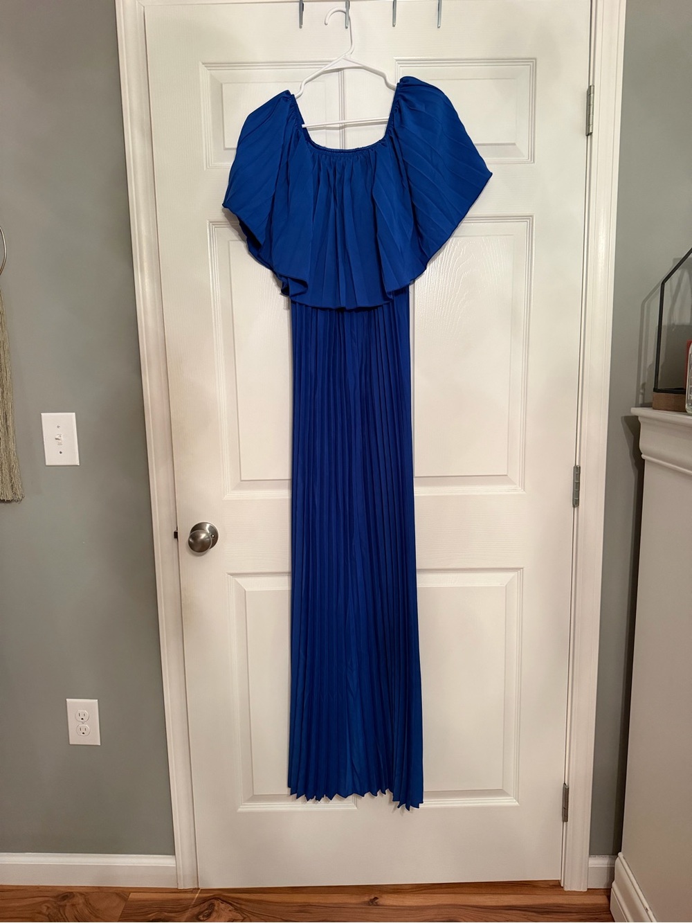 Elegant Royal Blue Bridesmaid Pleated Maxi Dress